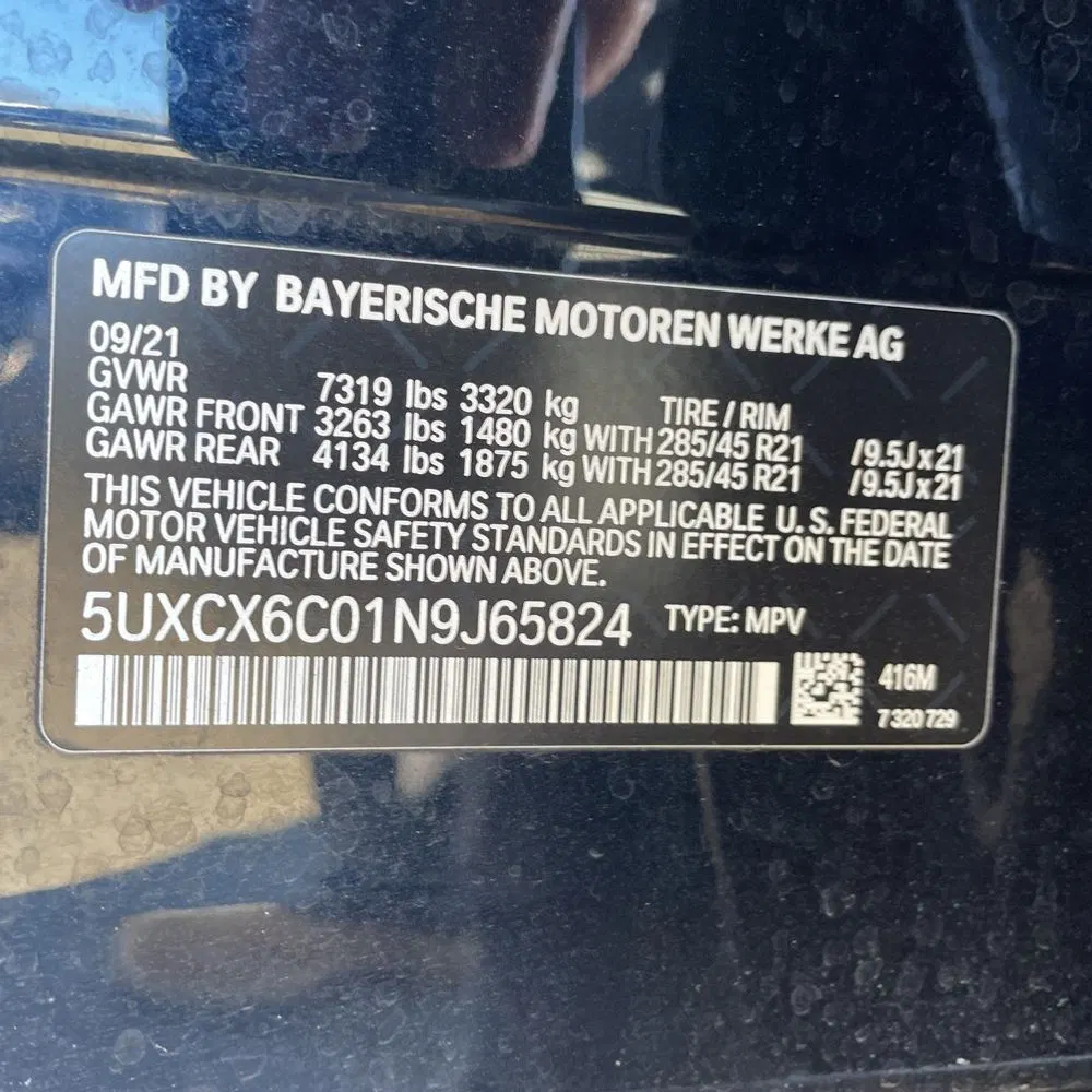 2022 BMW X7 M50i