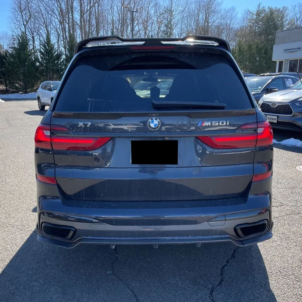 2022 BMW X7 M50i