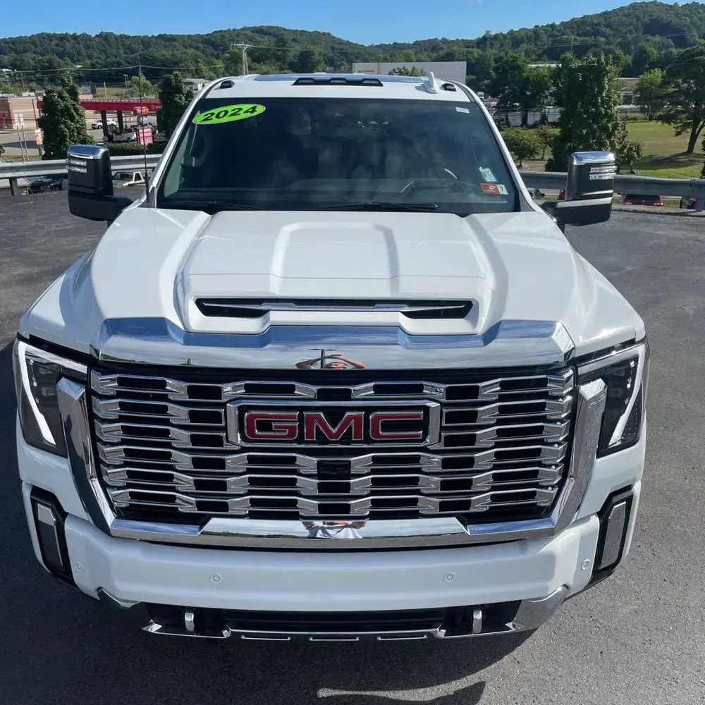 2024 GMC Sierra 2500HD Denali