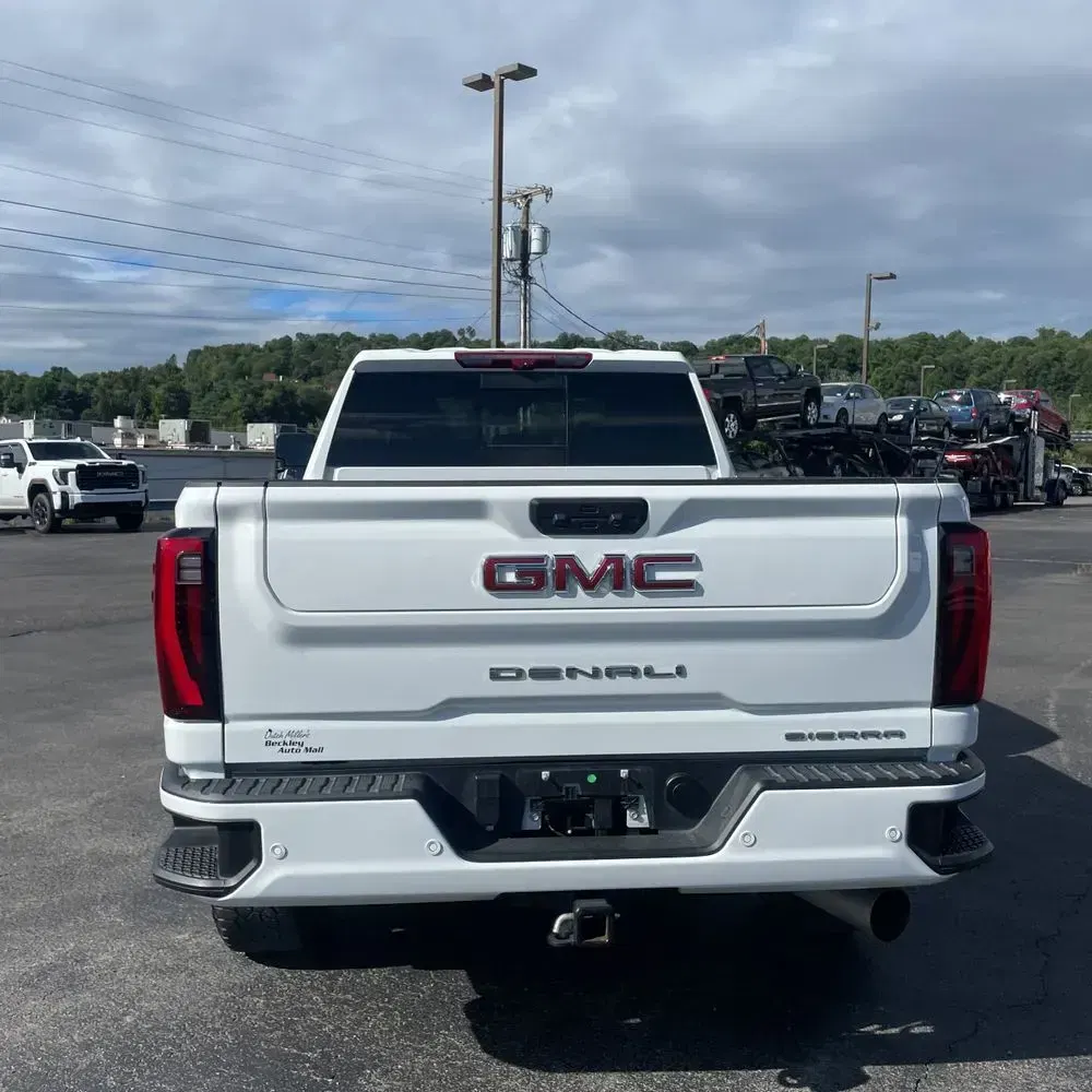 2024 GMC Sierra 2500HD Denali