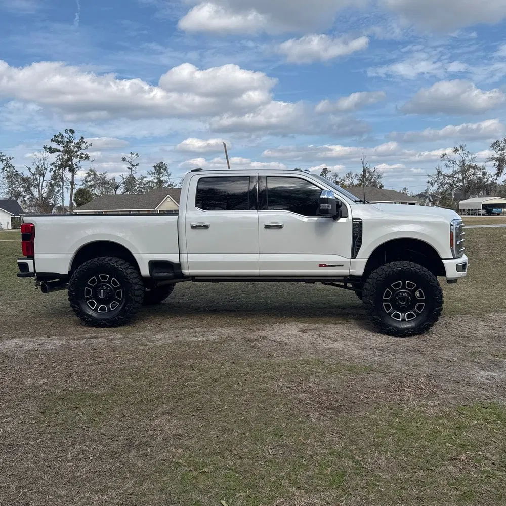 2023 Ford F250 S/D Platinum