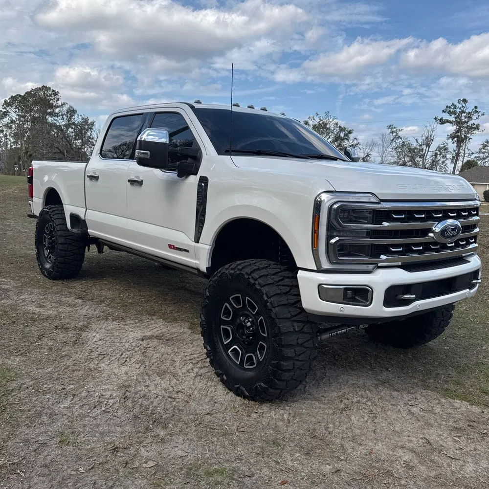 2023 Ford F250 S/D Platinum