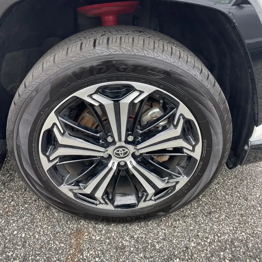 2024 Toyota RAV4 Prime XSE