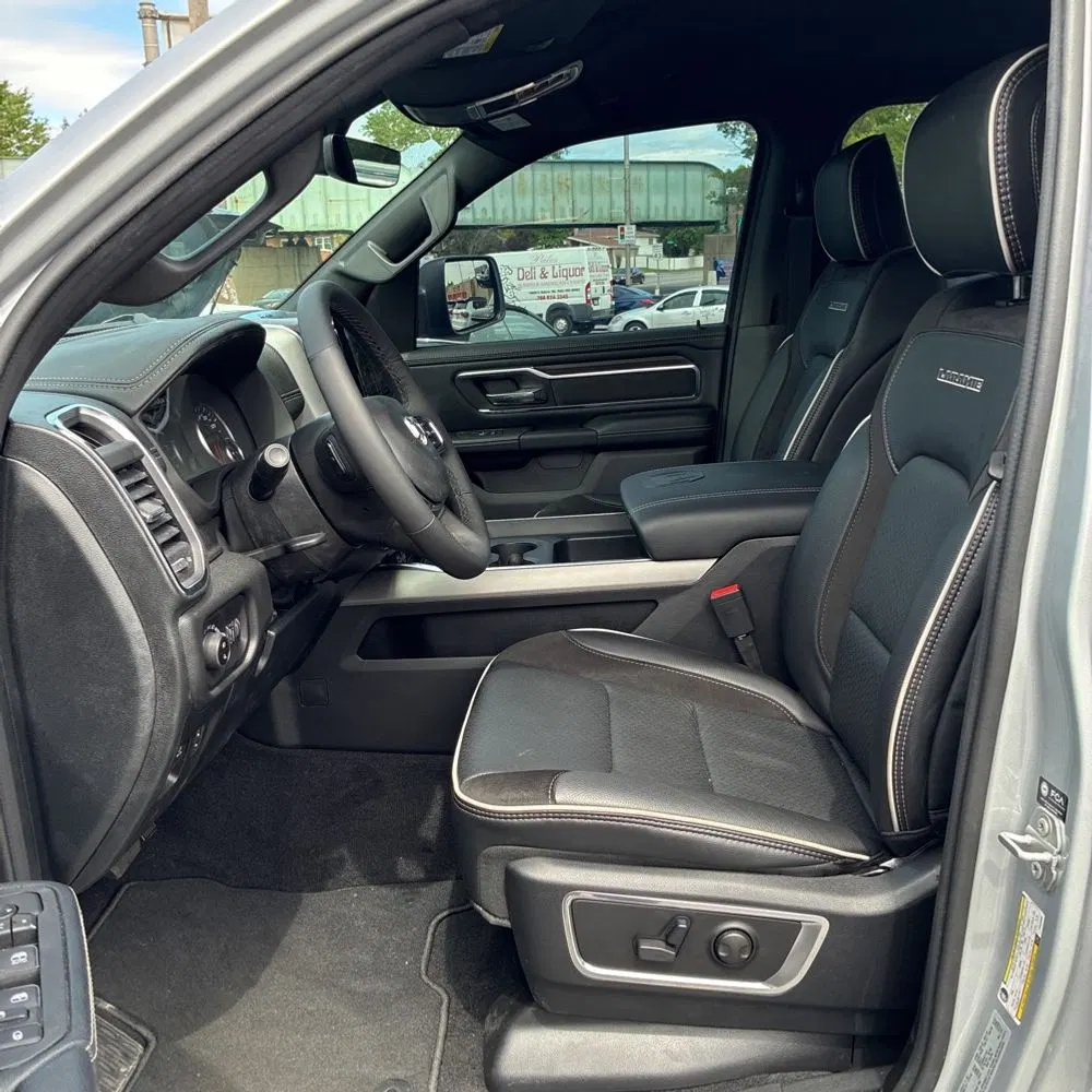 2026 Ram 1500 Laramie Crew Cab 4x4 5'7" Box