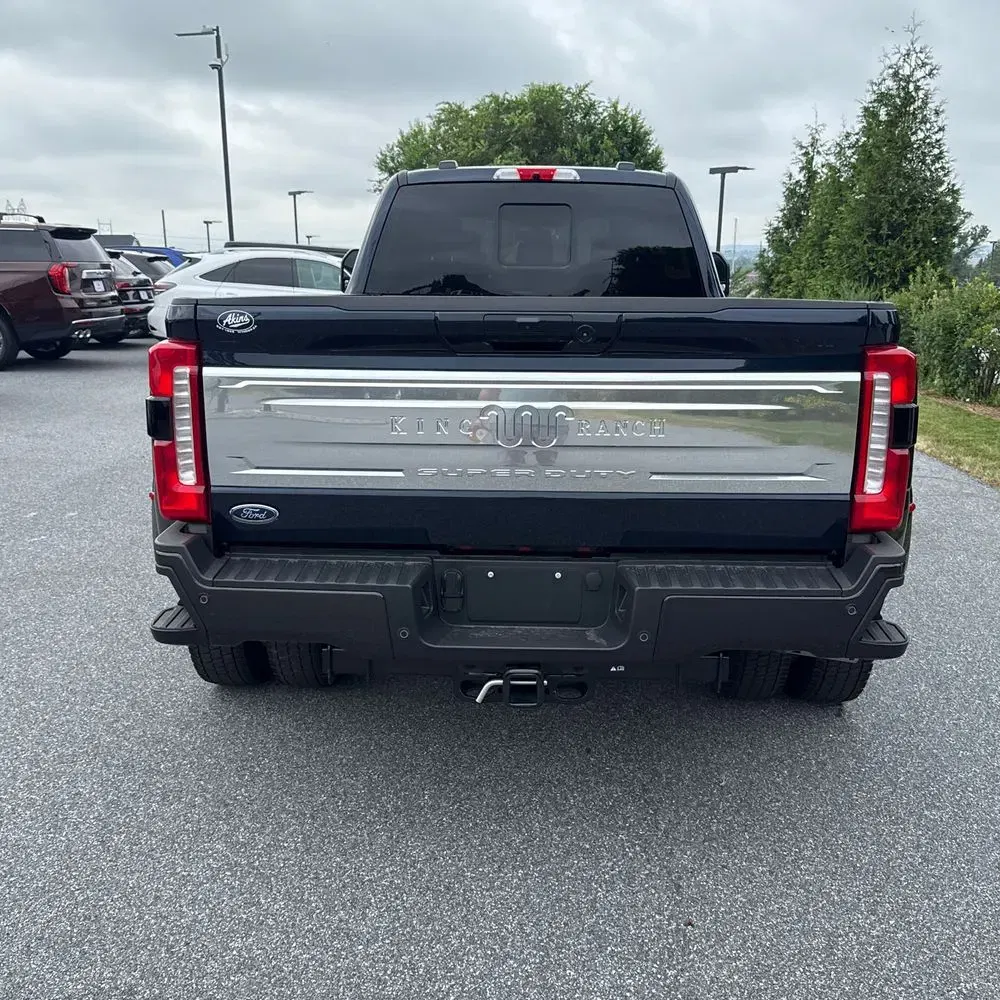 2025 Ford F-450 Super Duty King Ranch
