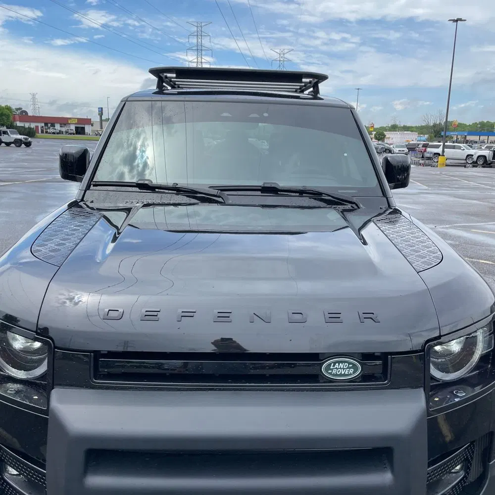 2023 Land Rover Defender 130 SE