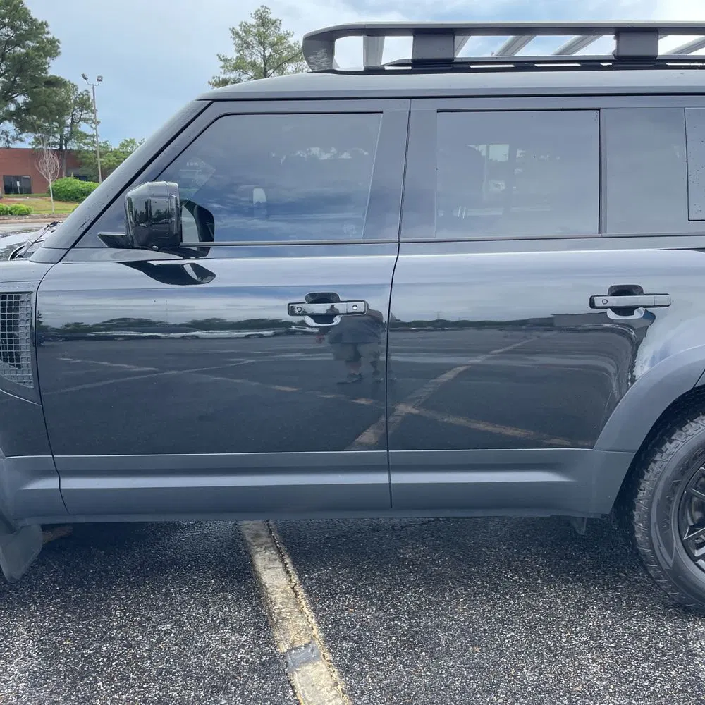 2023 Land Rover Defender 130 SE