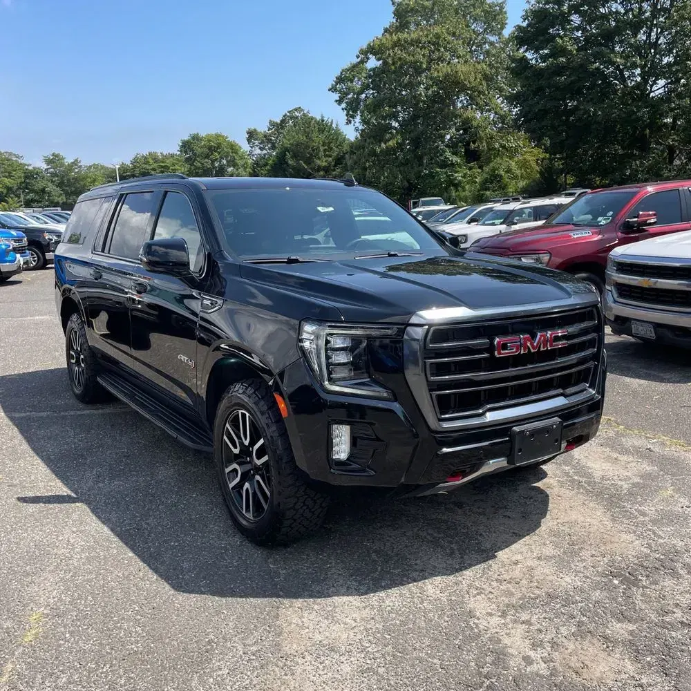 2022 GMC Yukon XL AT4