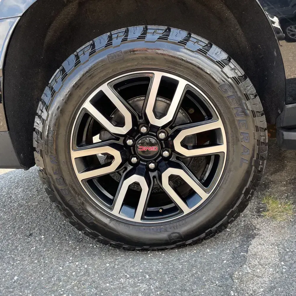 2022 GMC Yukon XL AT4