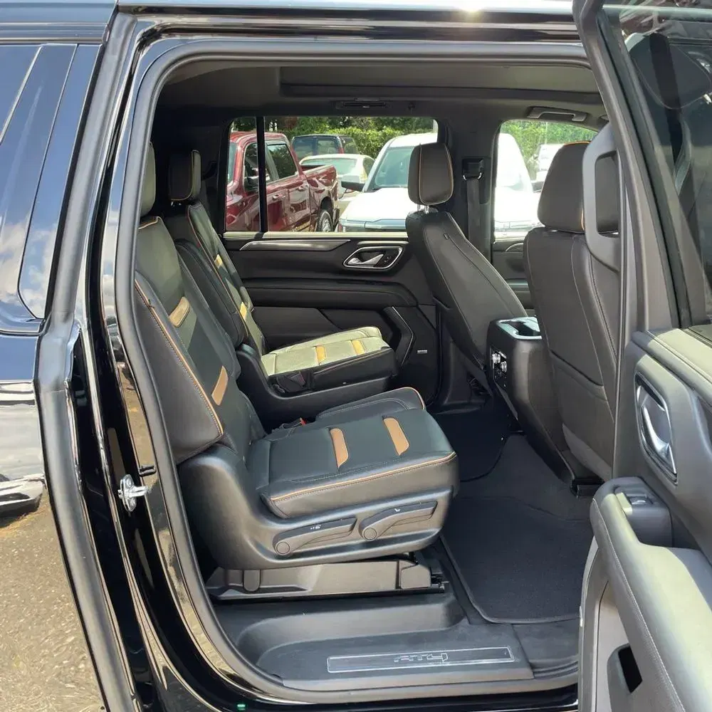 2022 GMC Yukon XL AT4