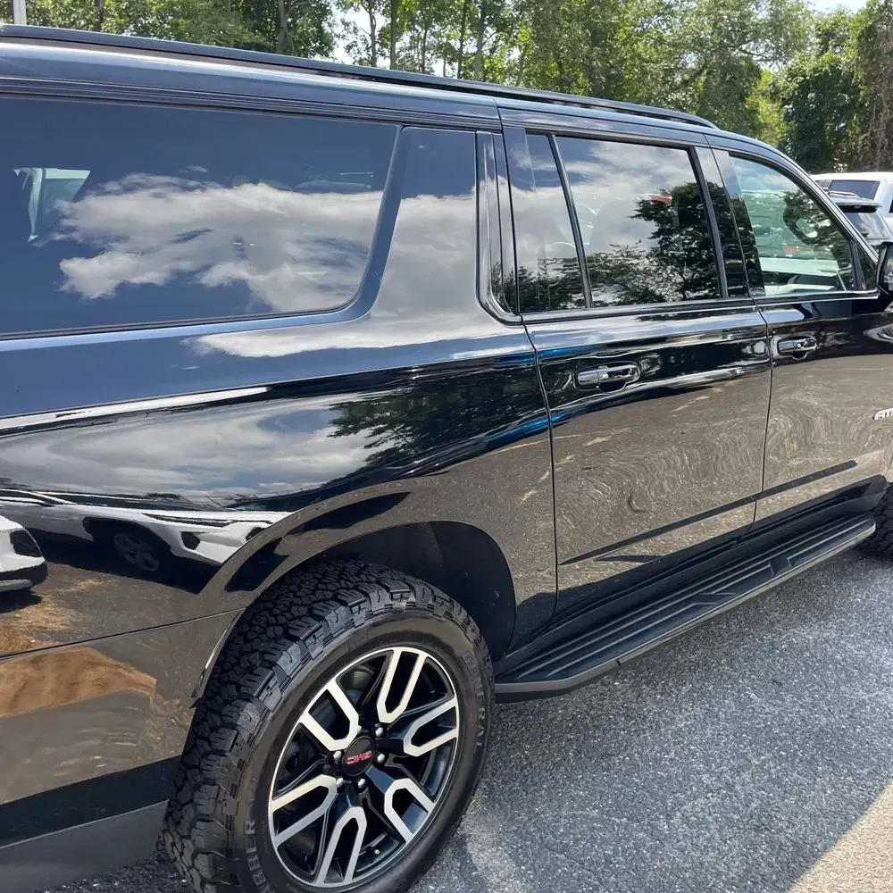 2022 GMC Yukon XL AT4