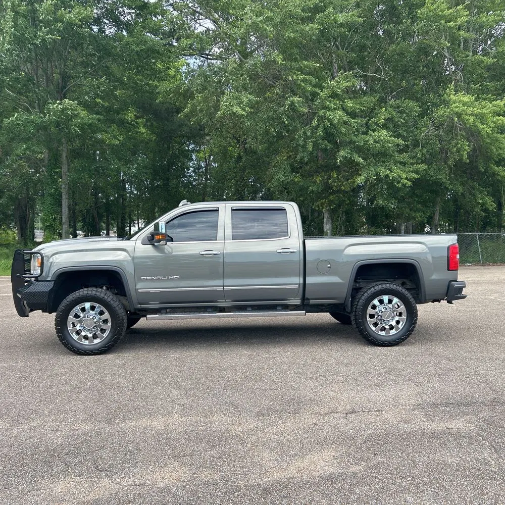 2017 GMC Sierra 2500HD Denali