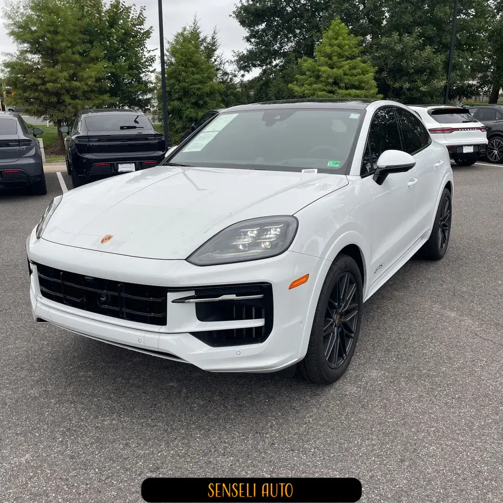 2025 Porsche Cayenne GTS