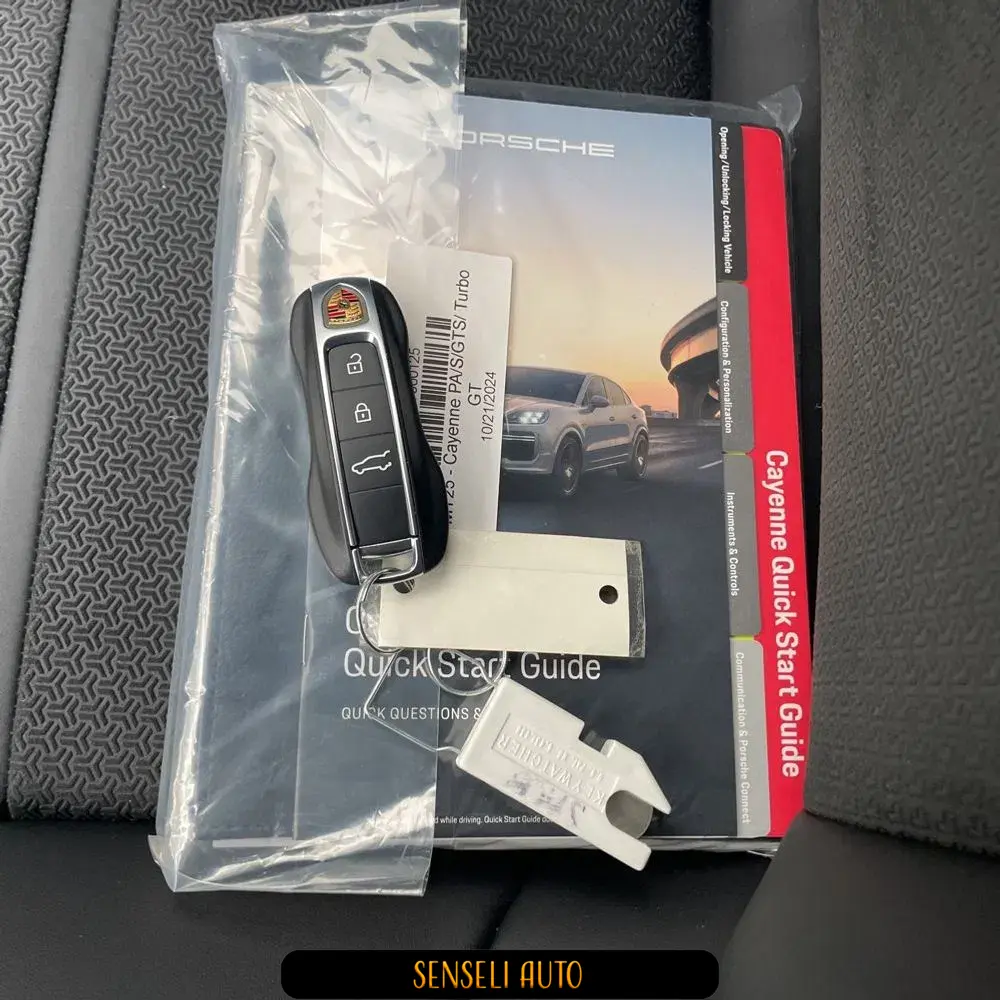 2025 Porsche Cayenne GTS
