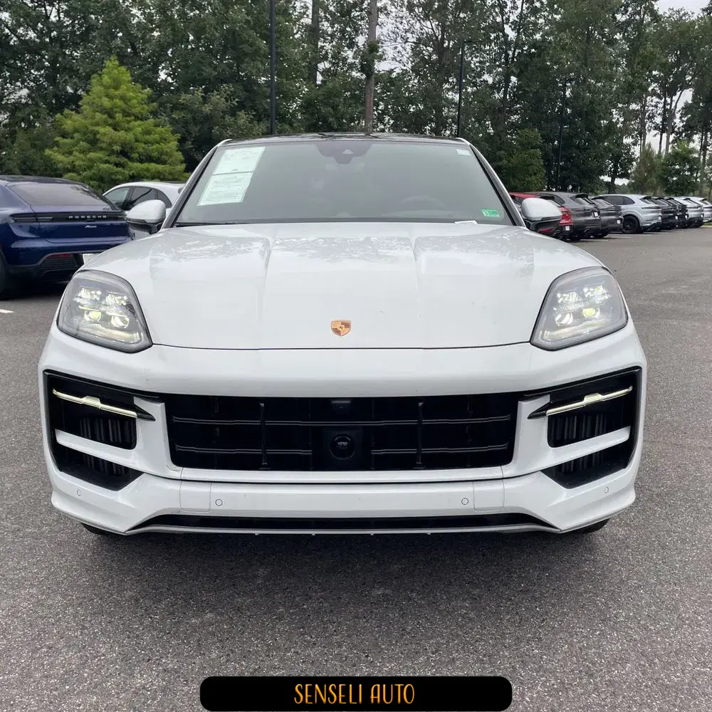 2025 Porsche Cayenne GTS