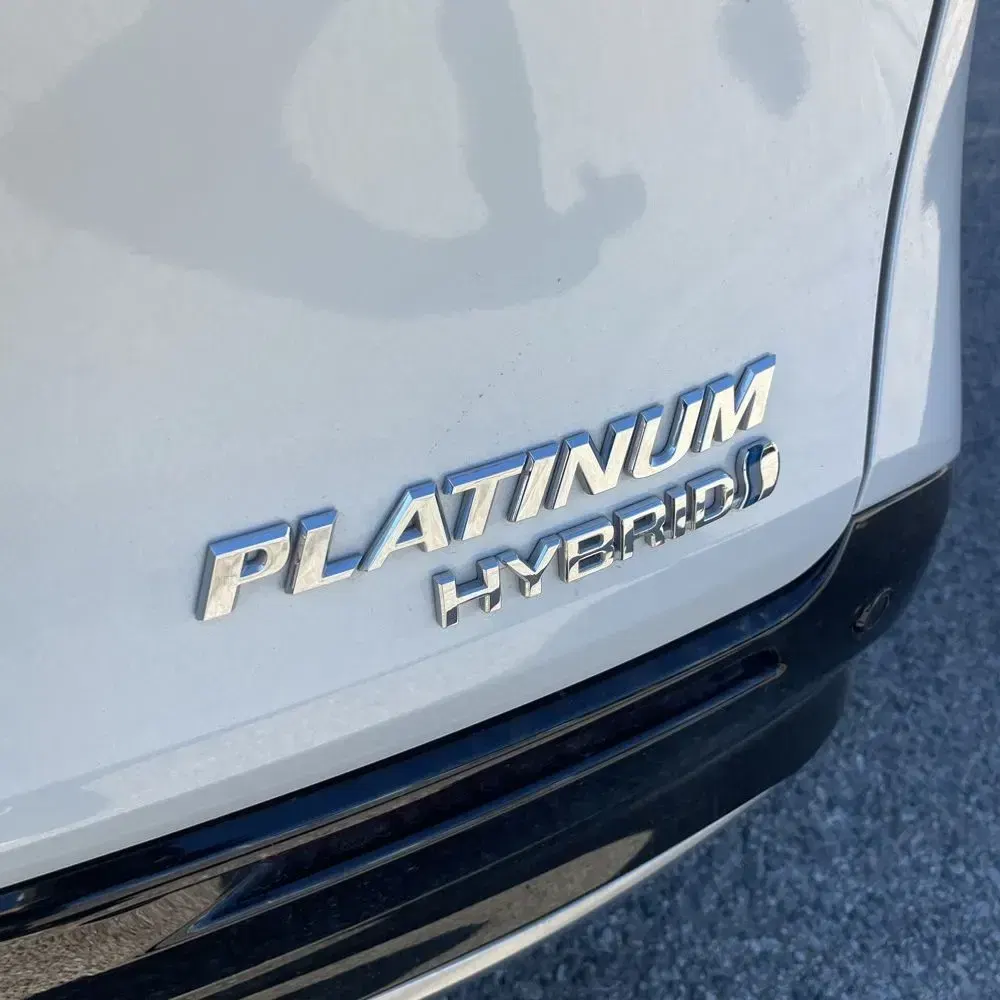 2023 Toyota Sienna Platinum 7-Passenger