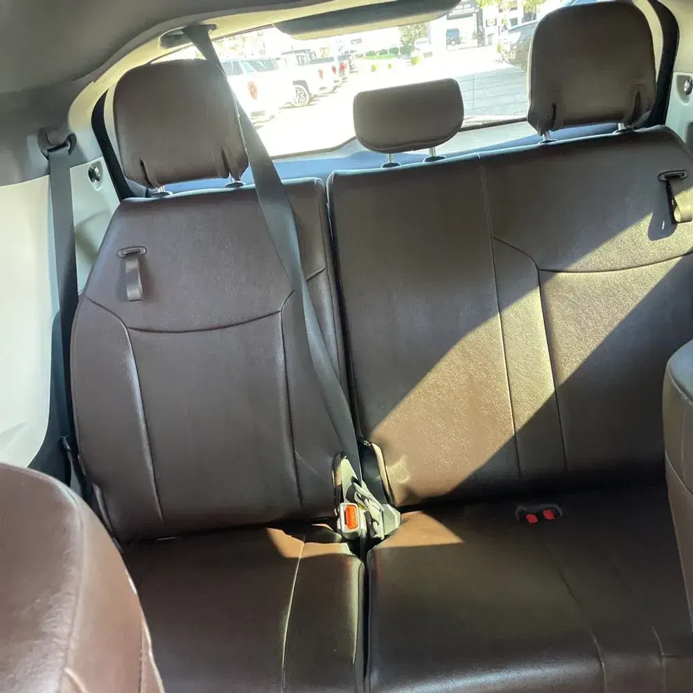 2023 Toyota Sienna Platinum 7-Passenger