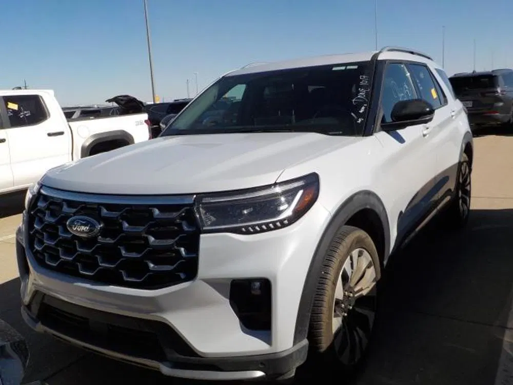 2025 Ford Explorer Platinum