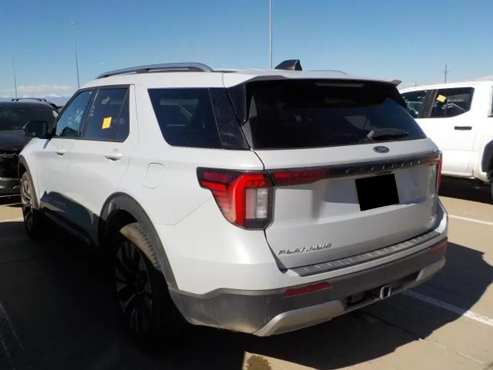 2025 Ford Explorer Platinum