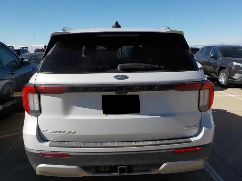 2025 Ford Explorer Platinum