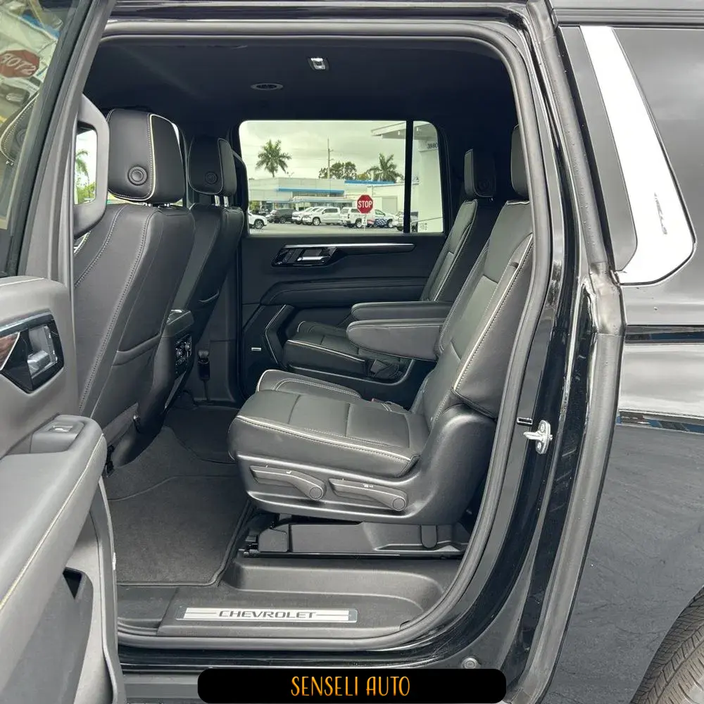 2025 Chevrolet Suburban Premier