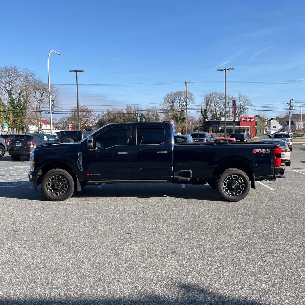 2023 Ford F-250 Super Duty Platinum