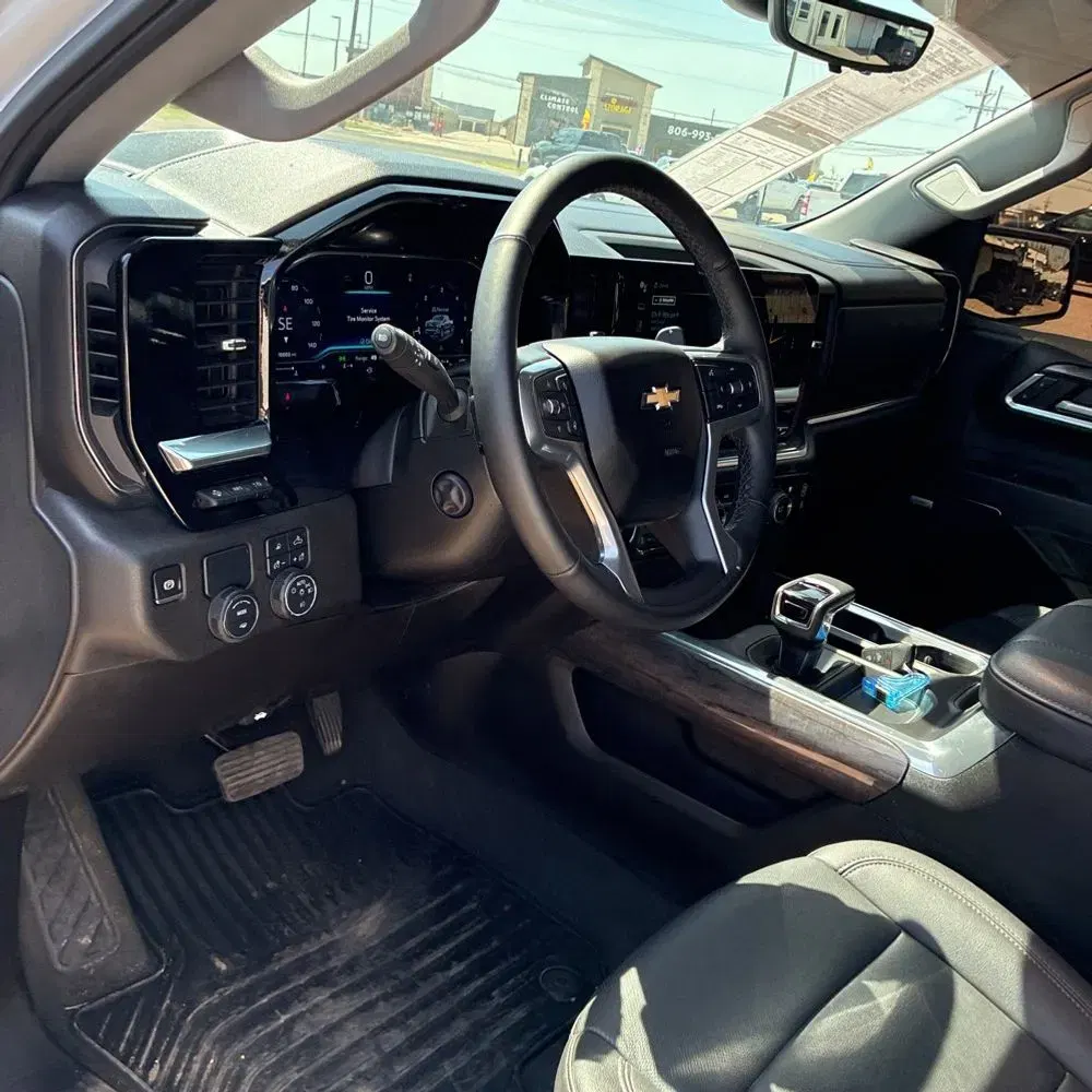 2024 Chevrolet Silverado 1500 LTZ