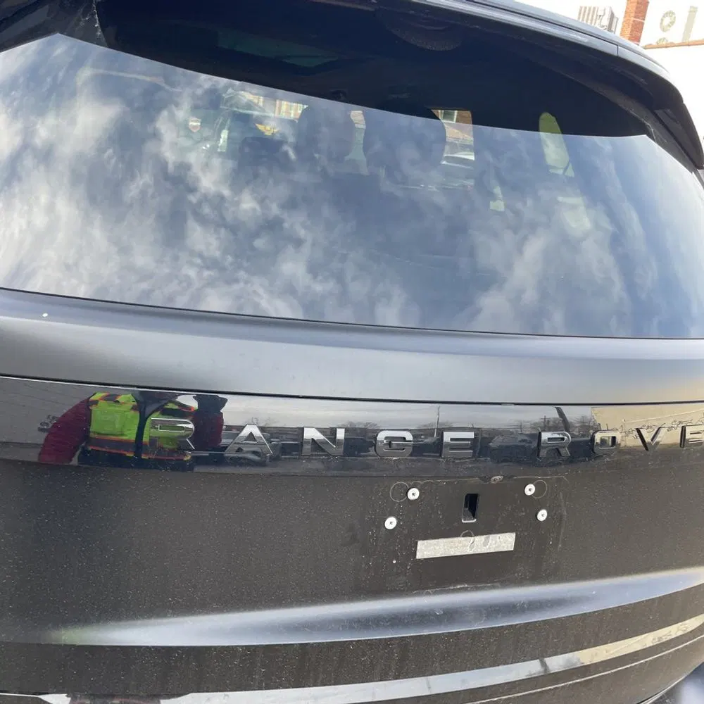 2024 Land Rover Range Rover P400 SE LWB