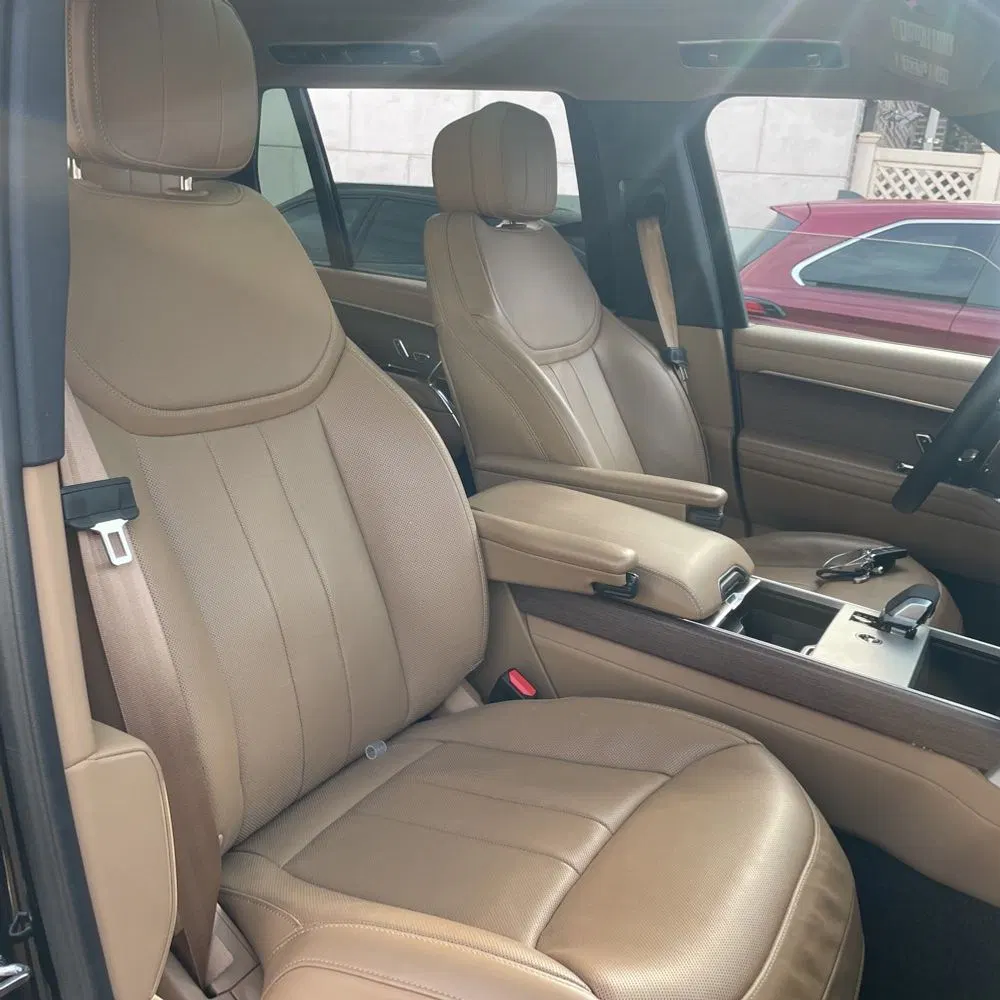 2024 Land Rover Range Rover P400 SE LWB
