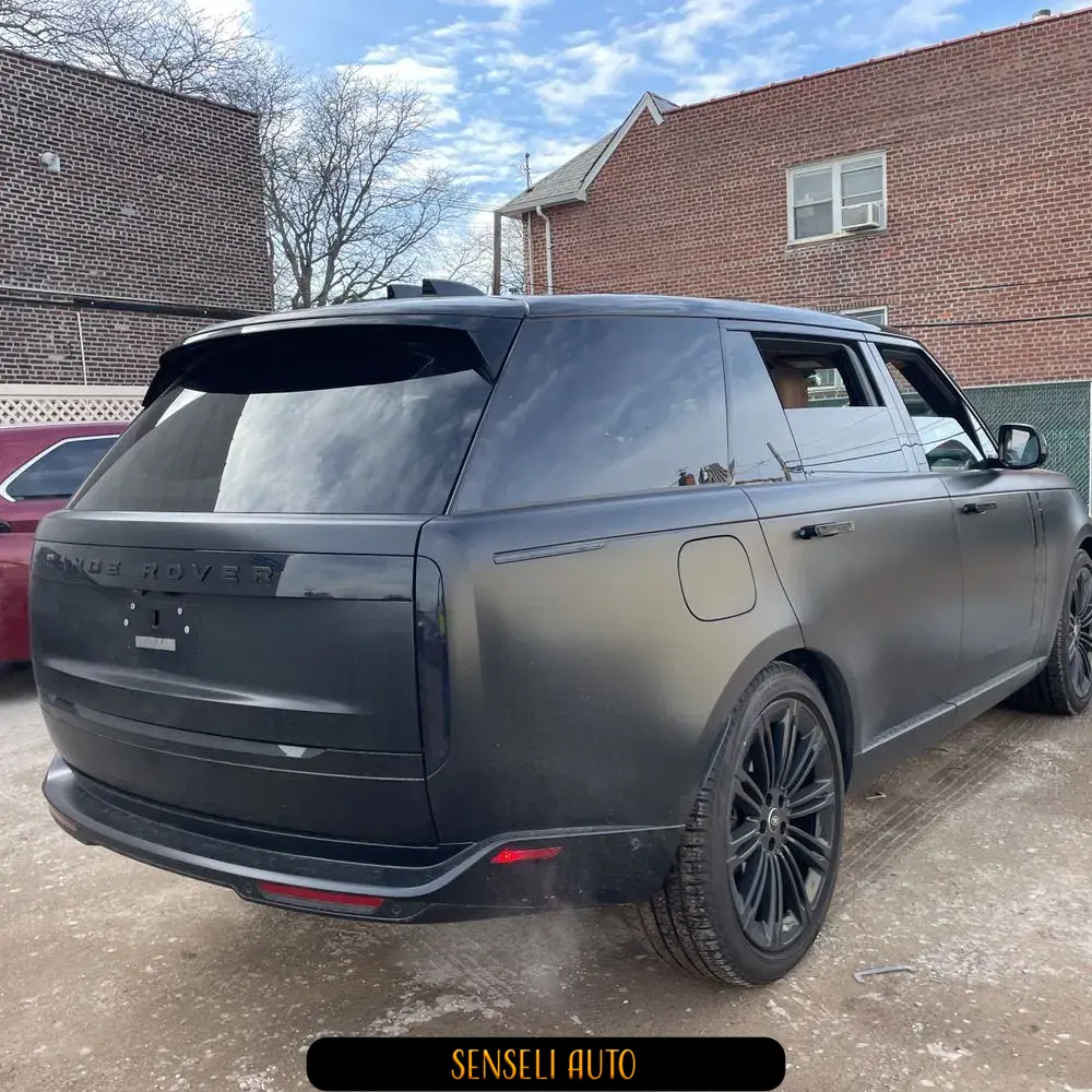 2024 Land Rover Range Rover P400 SE LWB
