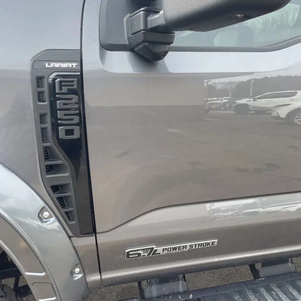 2023 Ford F-250 Super Duty Lariat