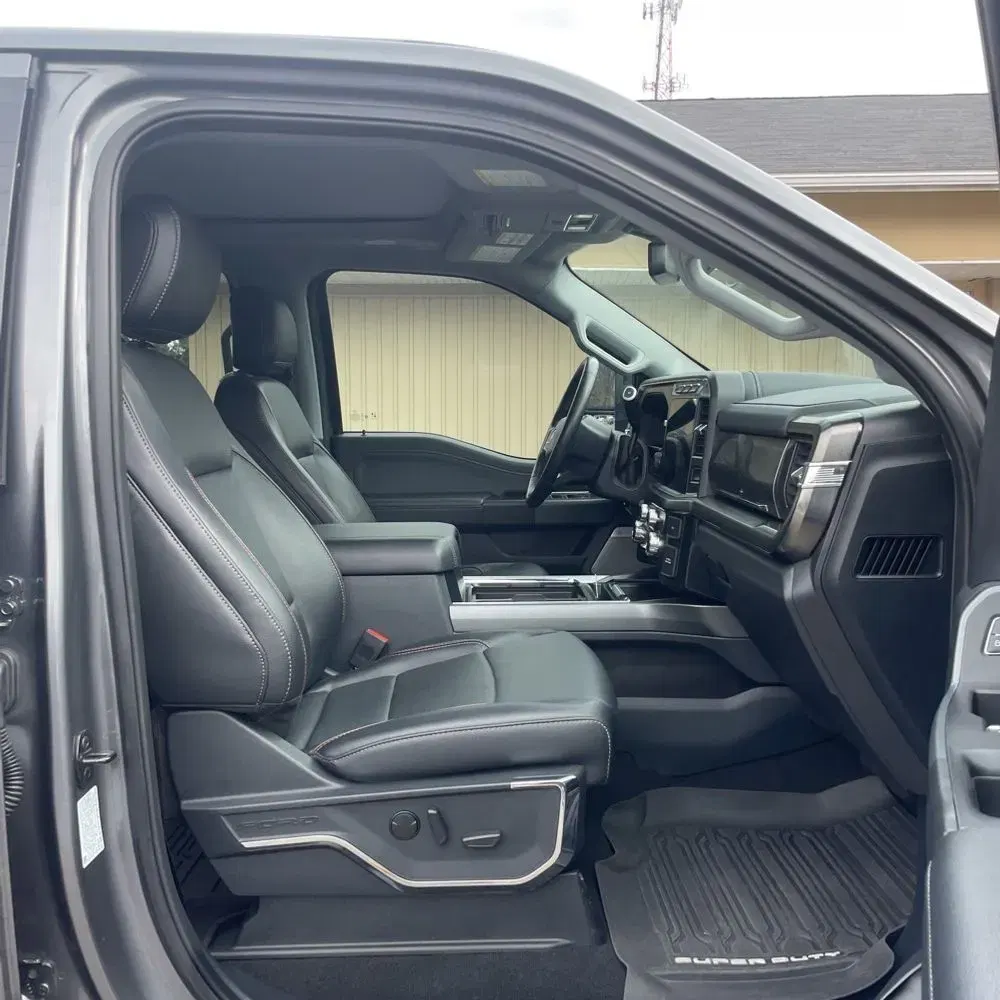 2023 Ford F-250 Super Duty Lariat