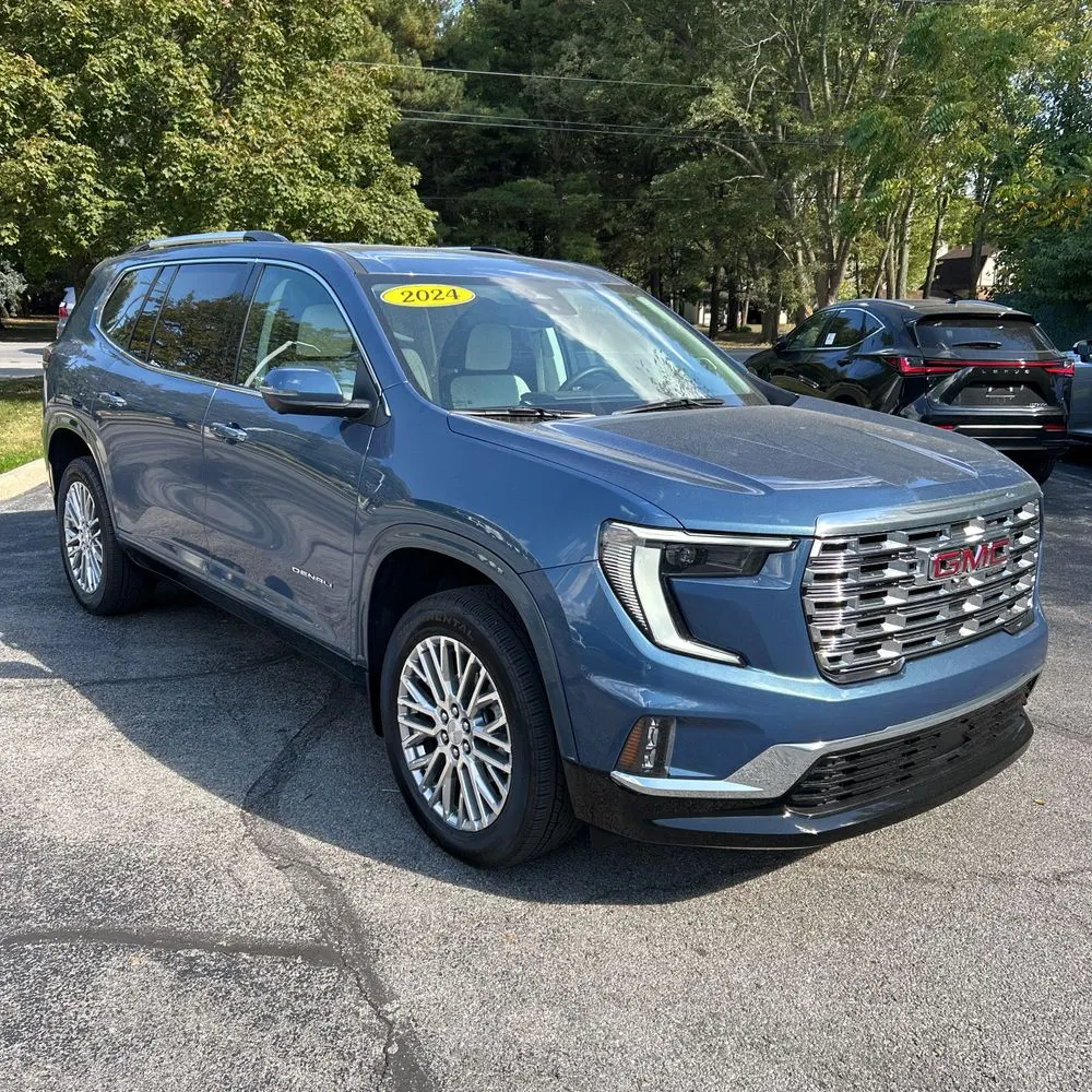 2024 GMC Acadia Denali
