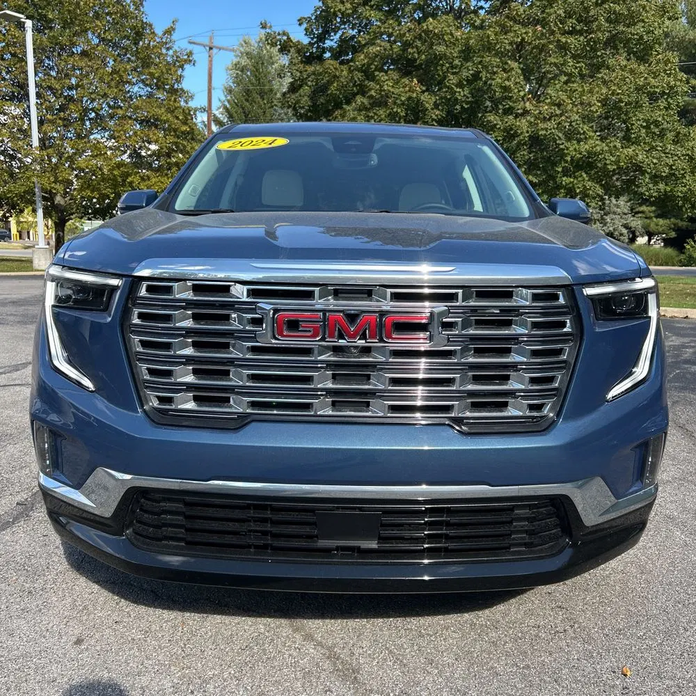 2024 GMC Acadia Denali