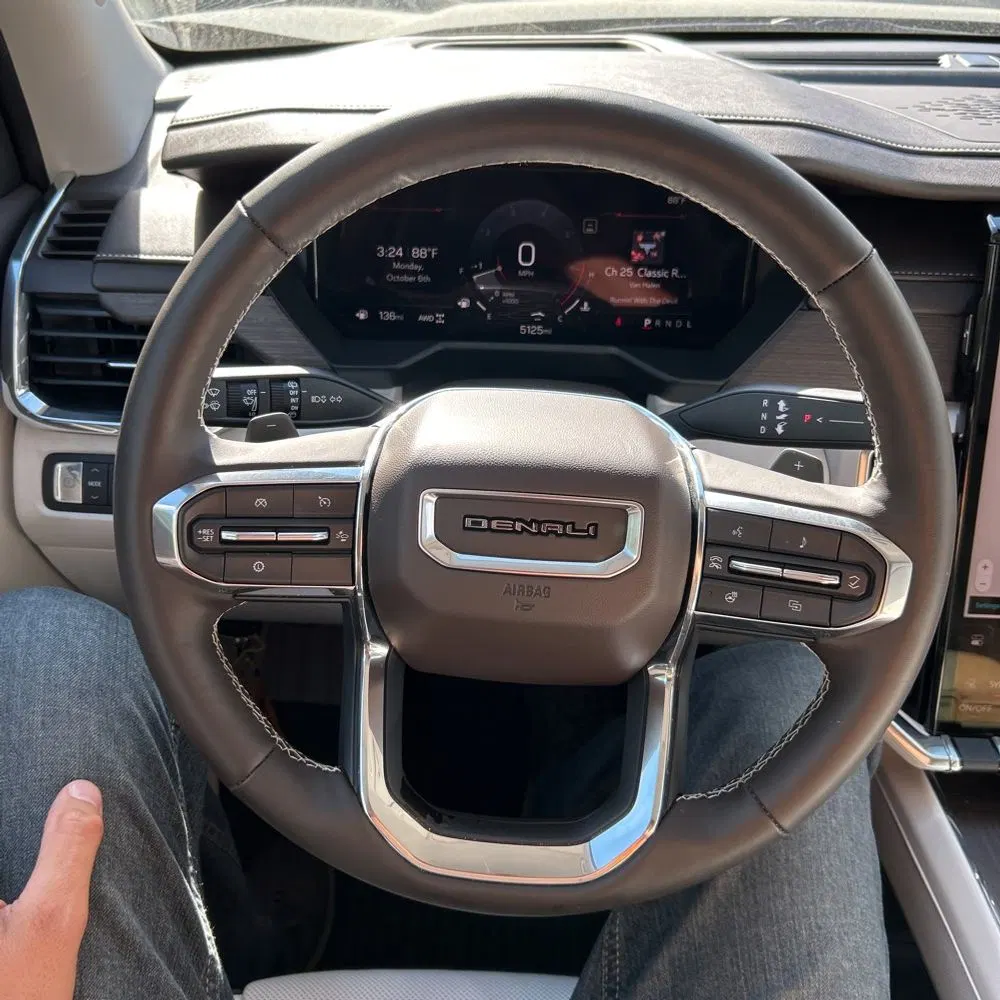 2024 GMC Acadia Denali