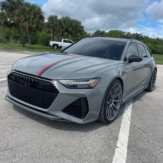 2021 Audi RS 6