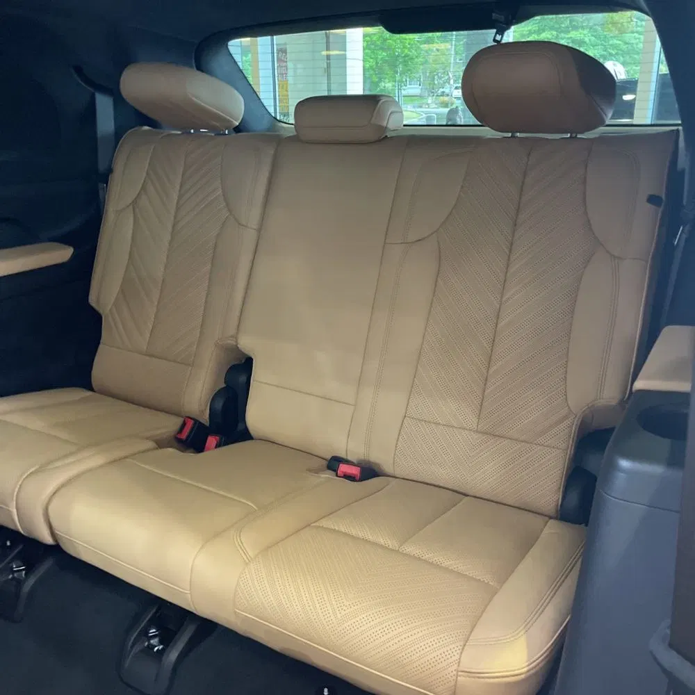 2025 Cadillac Escalade IQ Luxury 2