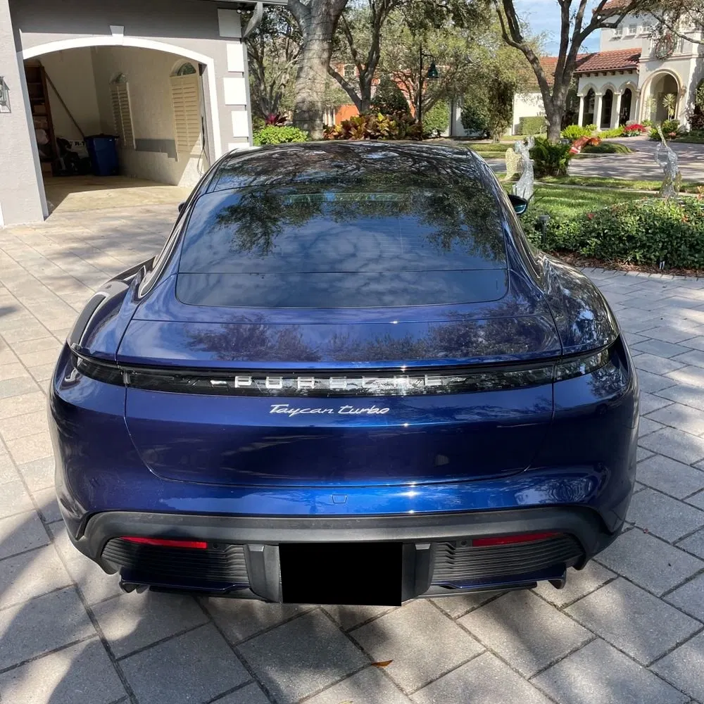 2022 Porsche Taycan Turbo