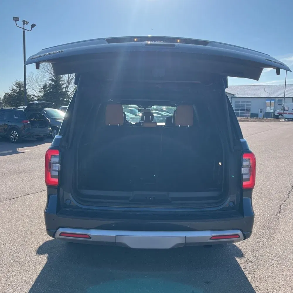 2024 Ford Expedition Max Platinum