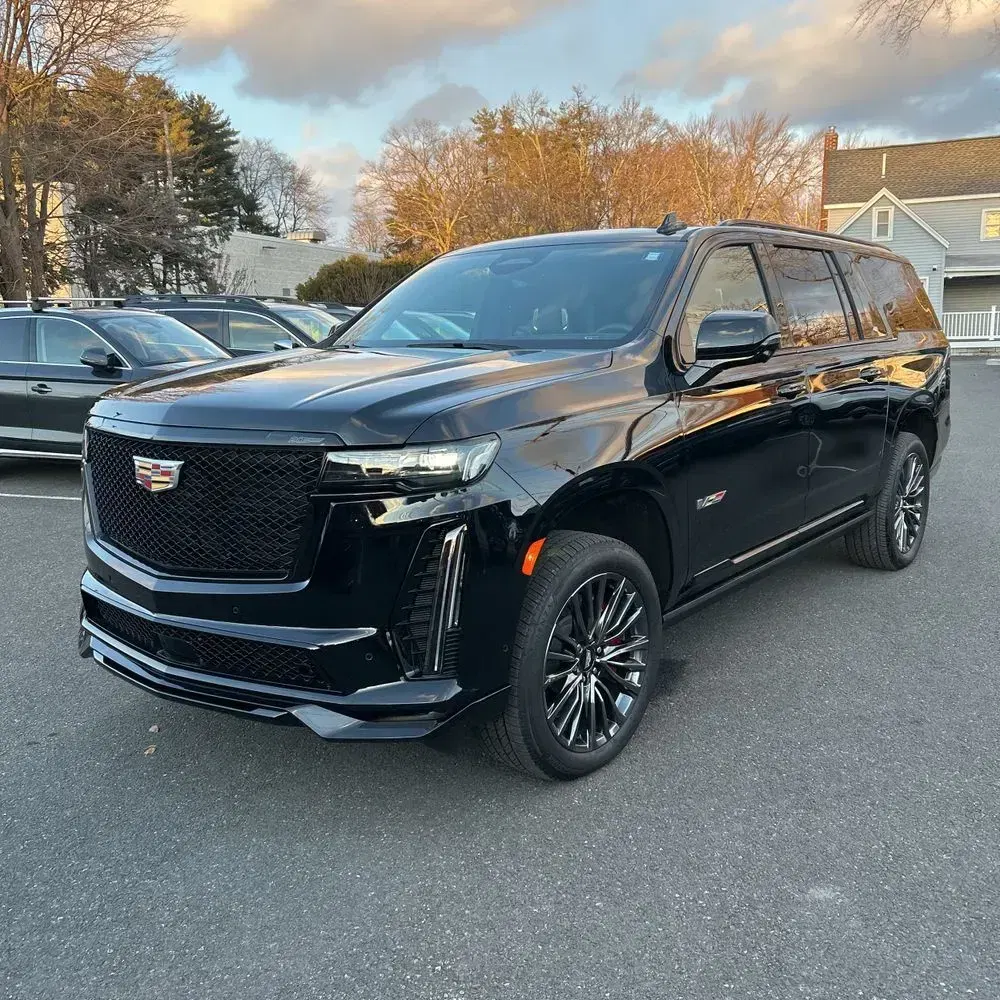 2024 Cadillac Escalade-V ESV Base