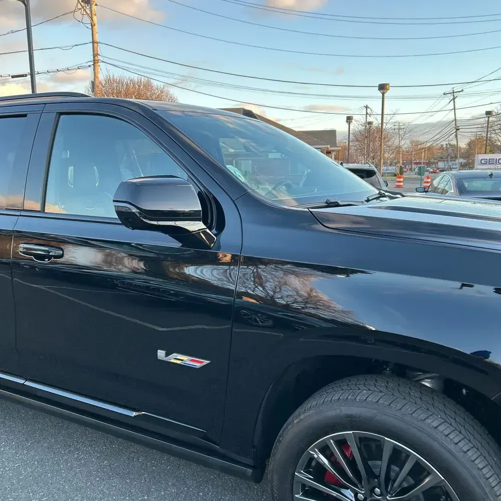 2024 Cadillac Escalade-V ESV Base