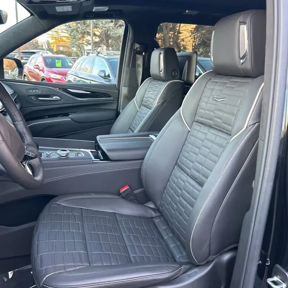 2024 Cadillac Escalade-V ESV Base