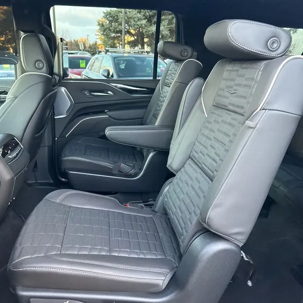 2024 Cadillac Escalade-V ESV Base