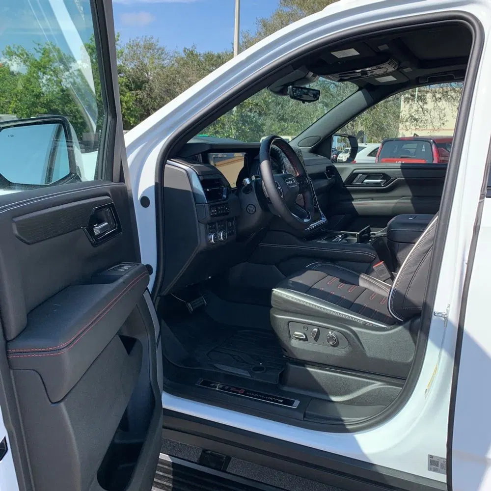 2025 GMC Yukon XL AT4 Ultimate
