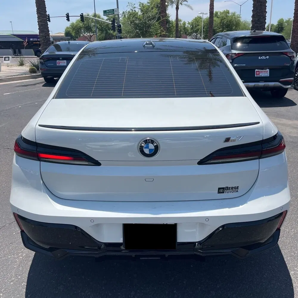 2023 BMW 7-Series 740i