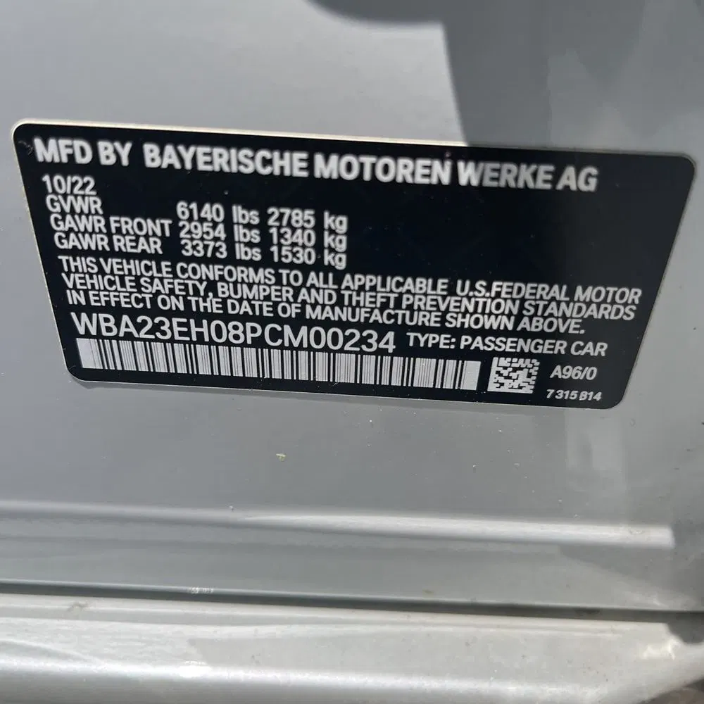 2023 BMW 7-Series 740i