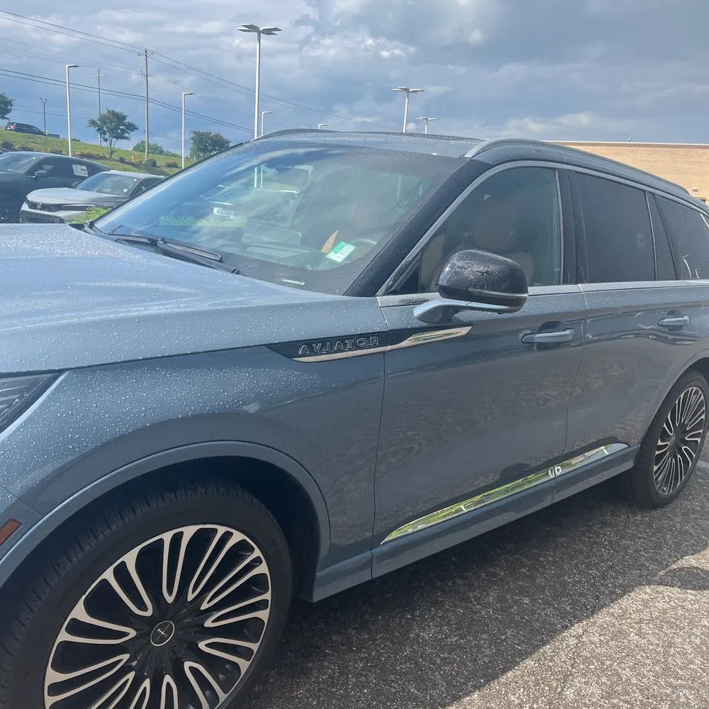 2025 Lincoln Aviator Black Label