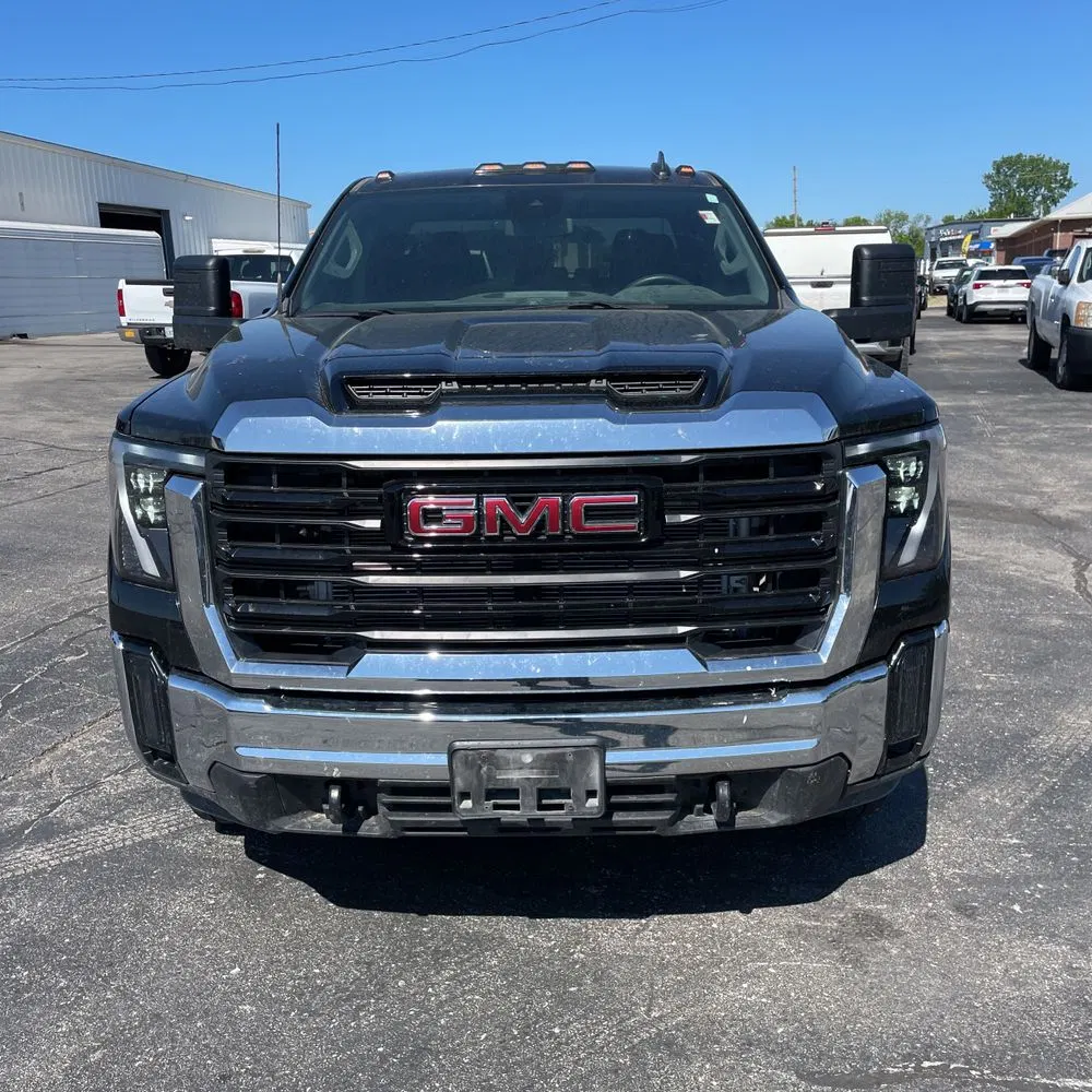 2024 GMC Sierra 3500HD Pro
