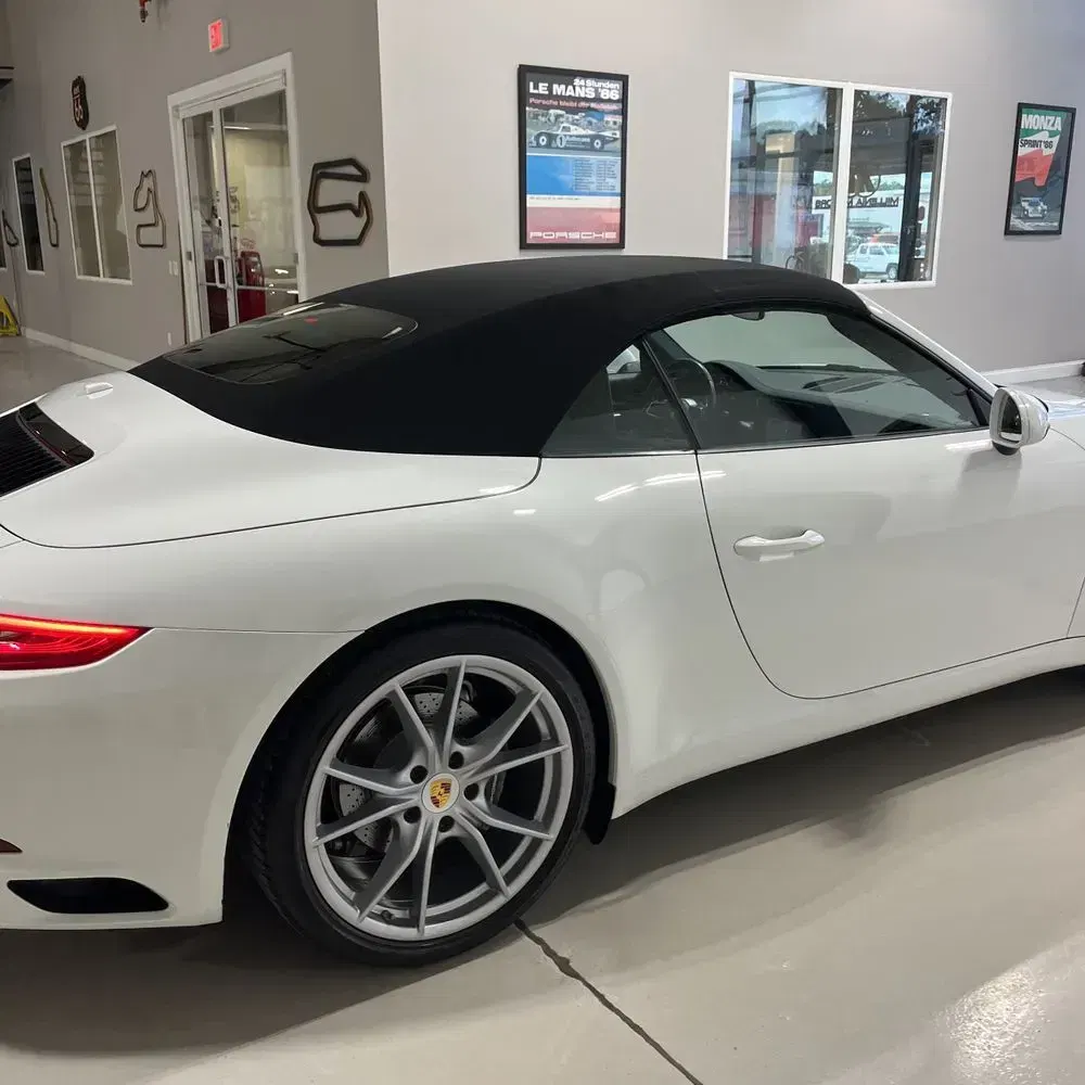 2018 Porsche 911 Carrera
