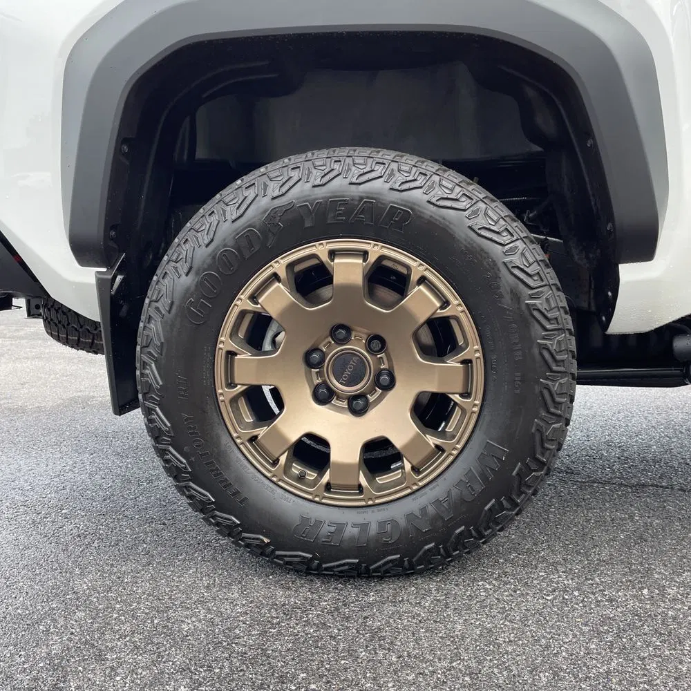 2024 Toyota Tacoma Trailhunter HV